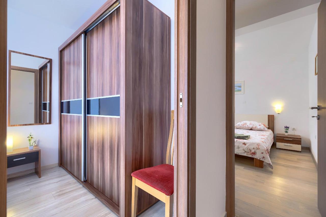 Stylish Flats With Two Bedrooms In Premantura Exteriér fotografie